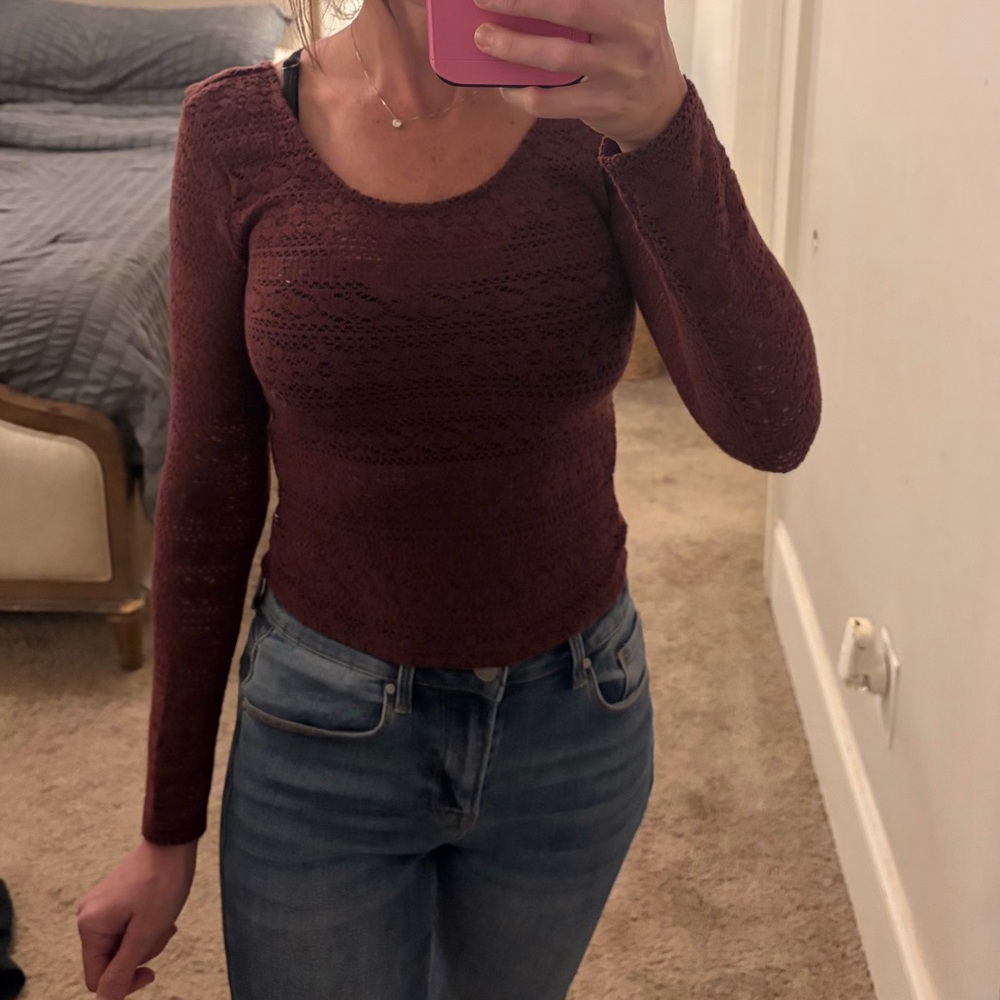 American Eagle Outfitters Maroon Long Sleeve lace scoop neck Top women’s xsmall